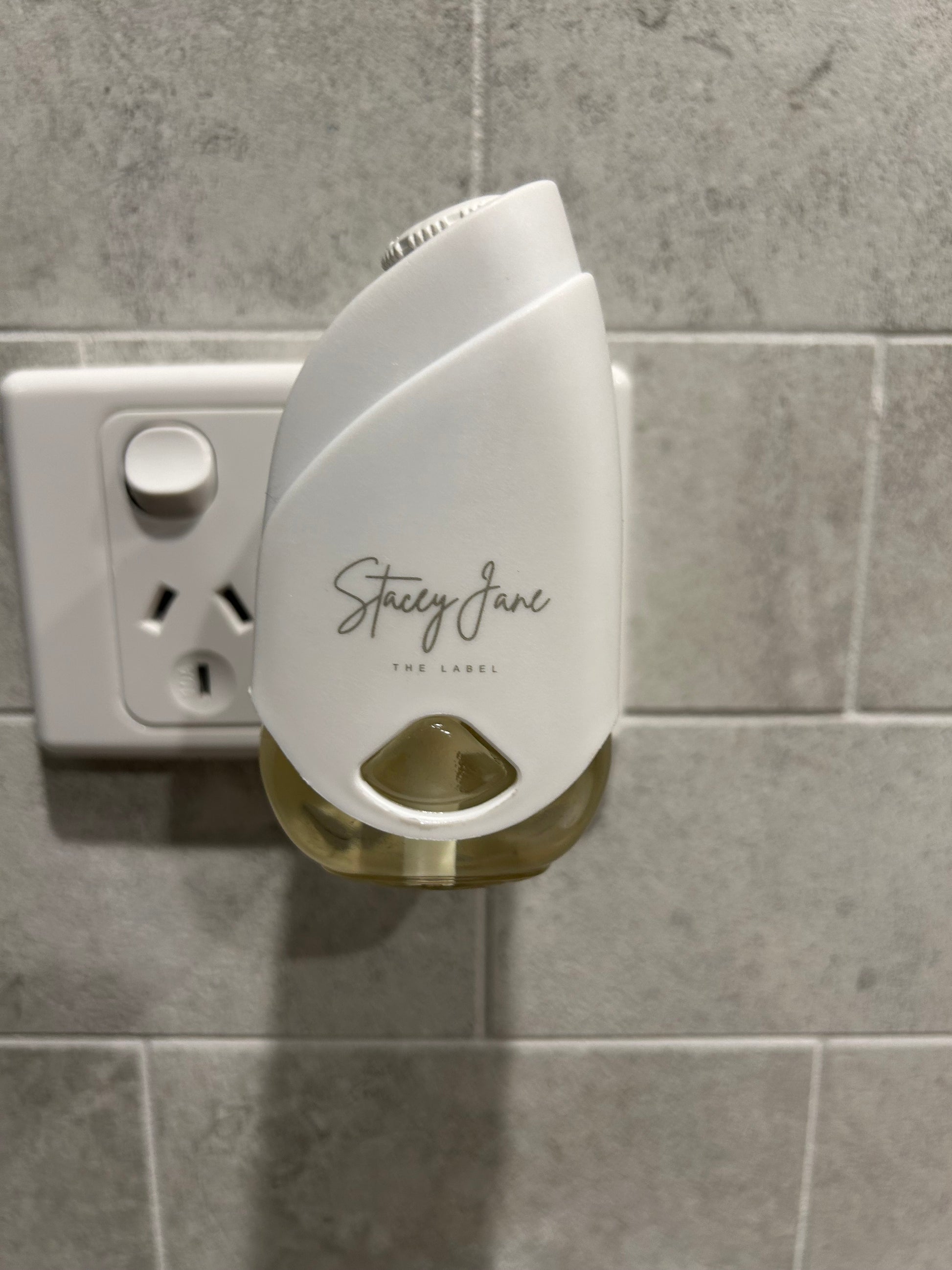 Stacey Jane THE ONE Fragrance Pod with Baccarat Rouge 540 scent in a sleek diffuser pod for luxurious home fragrance.